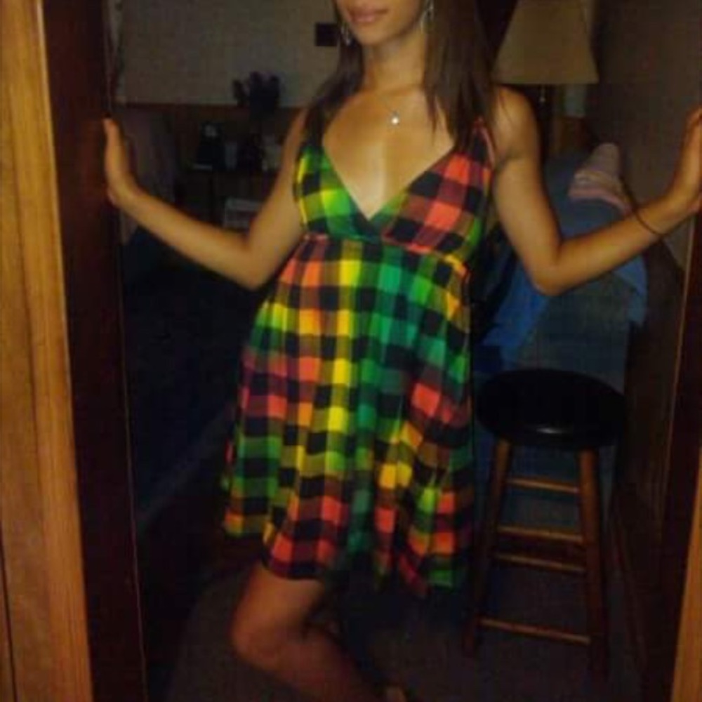 Xhilaration summer dress with crisscross back
